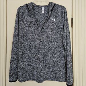 Under Armour Split Neck Heat Gear Hoodie Size L Black/White NWOT Lightweight